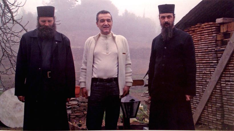 Gigi Becali, donaţie uriaşă la Muntele Athos! Suma i-a uluit pe călugări