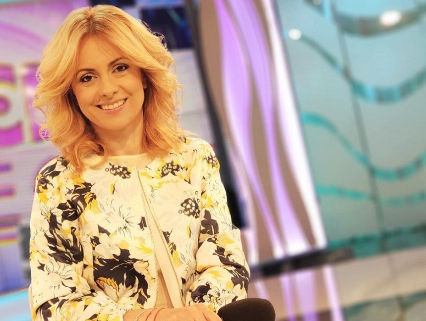 Coronavirusul a băgat spaima în vedete. Simona Gherghe îi îndeamnă pe români să stea acasă