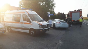 De la nuntă, la spital! Mireasă, implicată într-un accident rutier! FOTO
