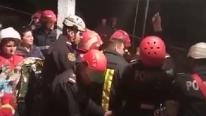 VEŞTI NOI despre copilul salvat din puţ şi adus la Bucureşti!