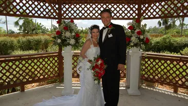 Vezi cum arata Elena Carstea mireasa!