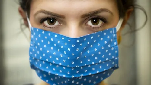Medic din Craiova: ”Dacă va fi să fiți pe un pat de spital cu 40 de grade febră de la Covid...”
