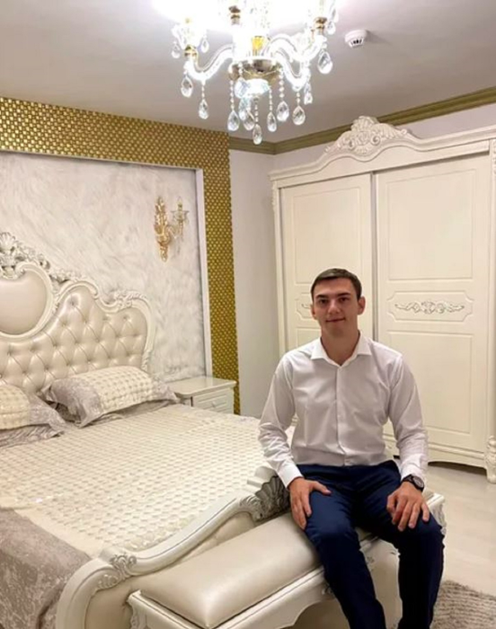 Ea este tânăra găsită moartă într-un apartament din Timişoara. Andreea era studentă la Medicină şi avea toată viaţa în faţă