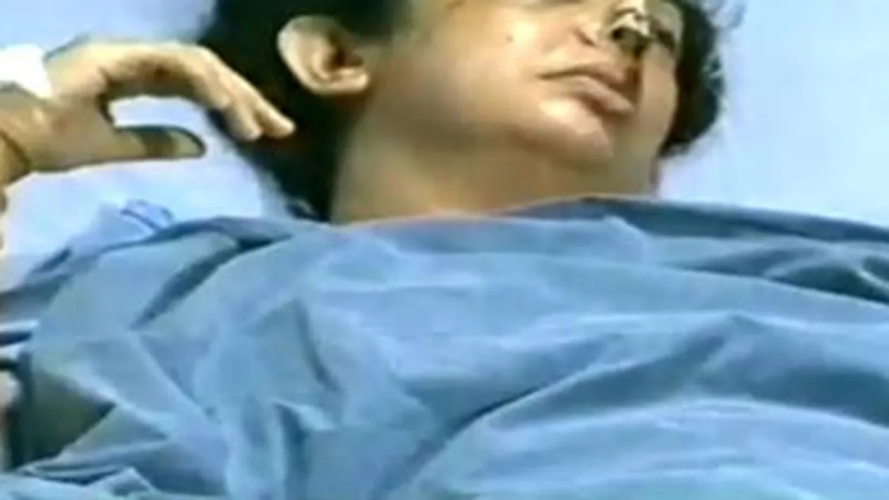 VIDEO Cruzime de nedescris! I-a scos sotiei ochii cu degetul si i-a mancat nasul!