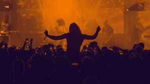 A fost anunțată lista cu artiștii care vor urca pe scena Neversea. Cât costă un bilet pentru festival