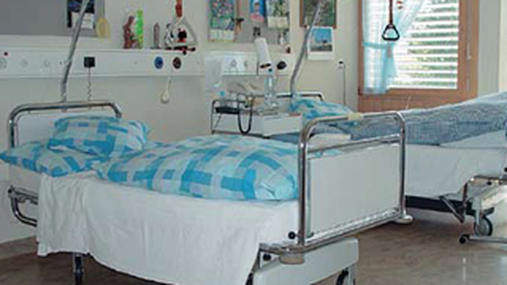 O fetita de noua luni din Calarasi a ajuns la spital cu muscaturi la ureche si vanatai pe corp!