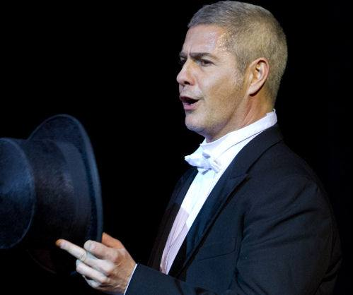 Alessandro Safina, unul dintre cei mai apreciați interpreți de pop-opera, a ”divorțat”