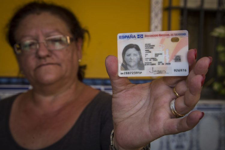 Femeia de 53 de ani e declarată moartă de mai bine de şapte ani