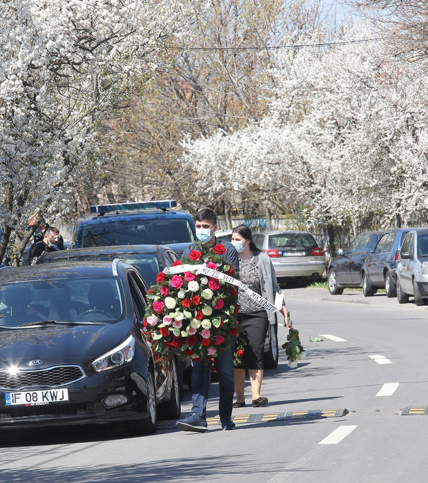 Detaliile tulburătoare care nu s-au văzut la înmormântarea lui Gabi Luncă