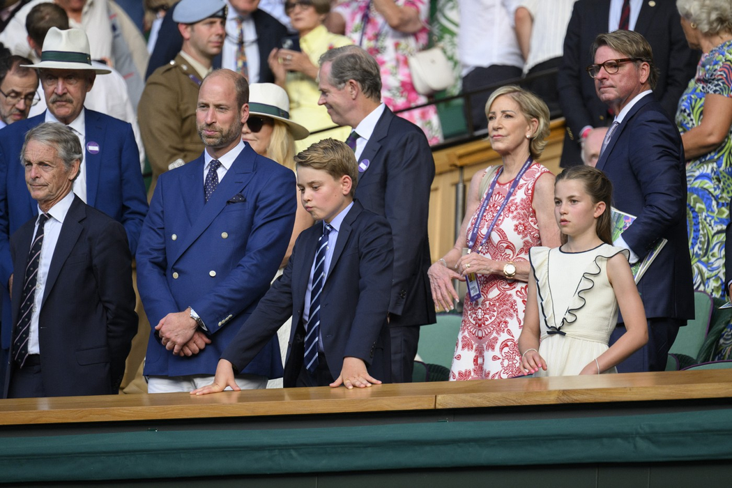 Prințesa de Wales, Prințesa Charlotte, Prințul George și William, Prințul de Wales la Campionatele Wimbledon 2025, la Londra. Foto: Profimedia