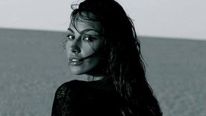 Madalina Ghenea, sarut pasional cu Cristiano Ronaldo! Imagini bomba