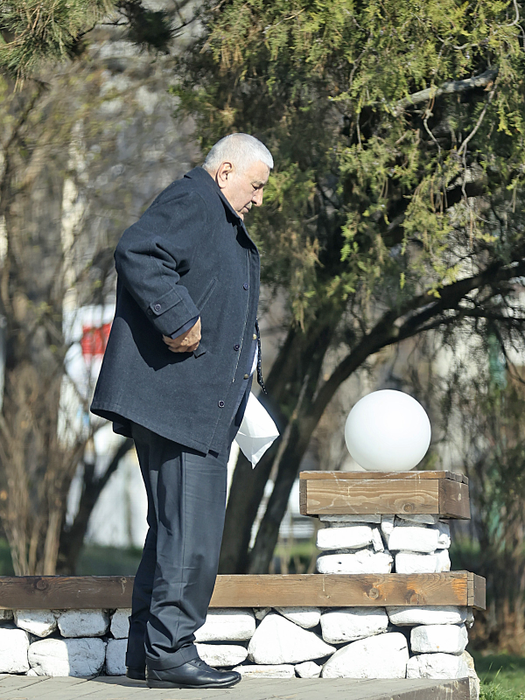 Rică Răducanu, tratament scump pentru genunchi, care nu dă rezultate.