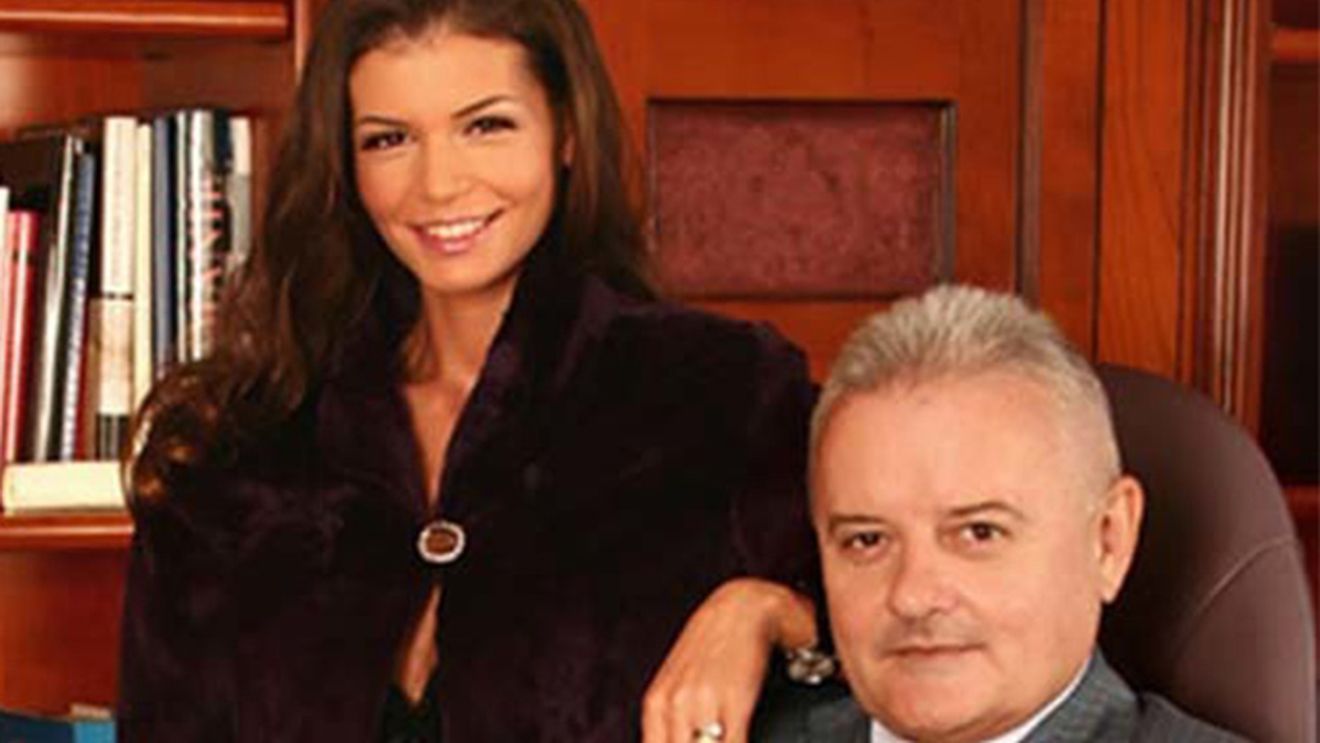 IRINEL COLUMBEANU, primele declaraţii după ce fosta lui soţie s-a întors în ţară! Ce cadou i-a trimis MR. PINK