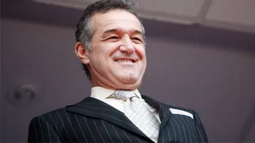 Noua bomba sexy de la Steaua! Ea este devoratoarea care isi pregateste intrarea in familia lui Gigi Becali