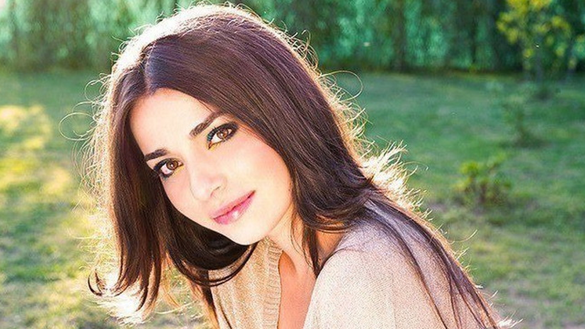 A devenit cunoscuta ca artista preferata a Andreei Marin! Vezi ce spune Alexandra Usurelu despre relatia cu vedeta: "Simti ca..."