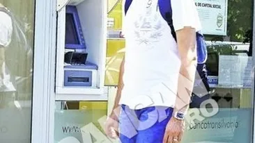 Brazdat de ganduri culese, din drepturi alese! Cernat, ametit de fumuri dolce-amarui