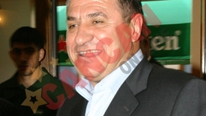 Victor Becali: "Nu sunt sluga lui Niculae, nu mi-a dat un leu in viata lui"