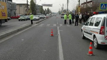 O tanara a murit, iar alta este in coma, dupa ce au fost lovite de o masina pe o trecere de pietoni