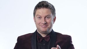 PAVEL BARTOŞ, dezvăluiri din copilăria sa: "Mă puneam în cadă şi..."