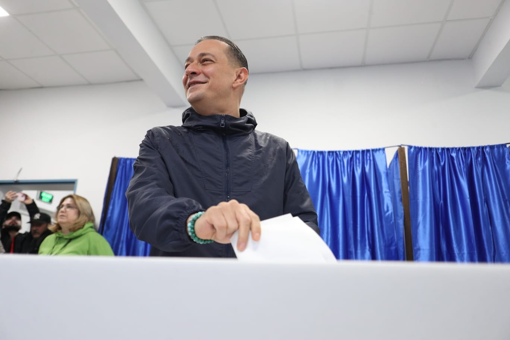 Daniel Băluță, candidatul PSD, a votat astăzi. Sursa foto: Mihai Pop