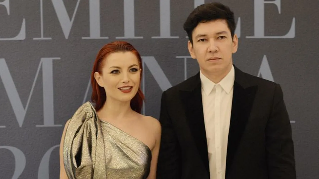 ELENA GHEORGHE mai are foarte puţin timp până ce va deveni mămică pentru a doua oară! Ce gest făcut de fiul ei i-a topit inima cântăreţei