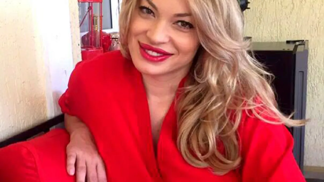 A născut VALENTINA PELINEL! Blonda a adus pe lume un băieţel perfect sănătos!