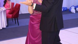 Schimbarea la fata a lui Gigi Becali! N-a vrut sa danseze nici pe muzica lui de suflet la botezul lui "Covrigel", fiul lui Pandele