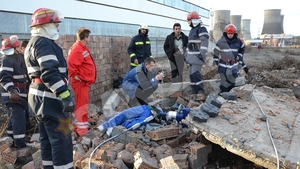 Adolescent de la casa de copii, mort sub daramaturi in timp ce cauta fier vechi