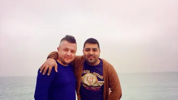 Petrecere mare de 1 decembrie! Liviu Pustiu si Gabi de la Oradea au lansat maneaua patriotica!