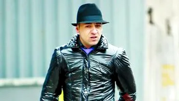 Refuzat la Frumusete pe muchie de cutit