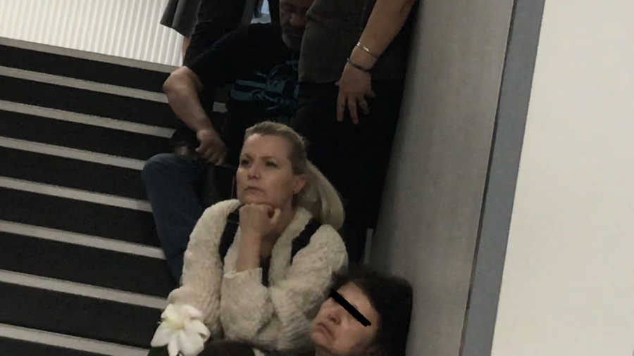 Simona Secrier se roagă pentru sănătatea soțului ei