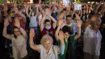 10 August amar | După doi ani, în loc să știm vinovații, ne întrebăm dacă-i mai căutăm