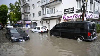 Viiturile au lovit Ankara. Urmează noi precipitații