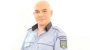Pe “Poponet” din "Traznitii" il stie toata lumea, dar pe sotia lui... O sa ramai mut cand o sa vezi cum arata