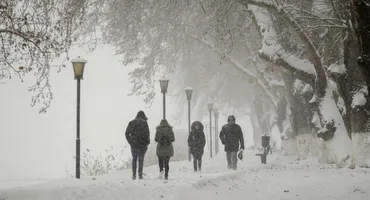 Iarna își face simțită prezența: Meteorologii au anunțat ninsori și vreme rece