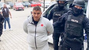 Adrian Corduneanu s-a predat la Poliție, după zile întregi de căutări! A fost arestat preventiv pentru 30 de zile: ce acuzații i se aduc