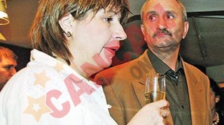 Petrec Revelionul separat
