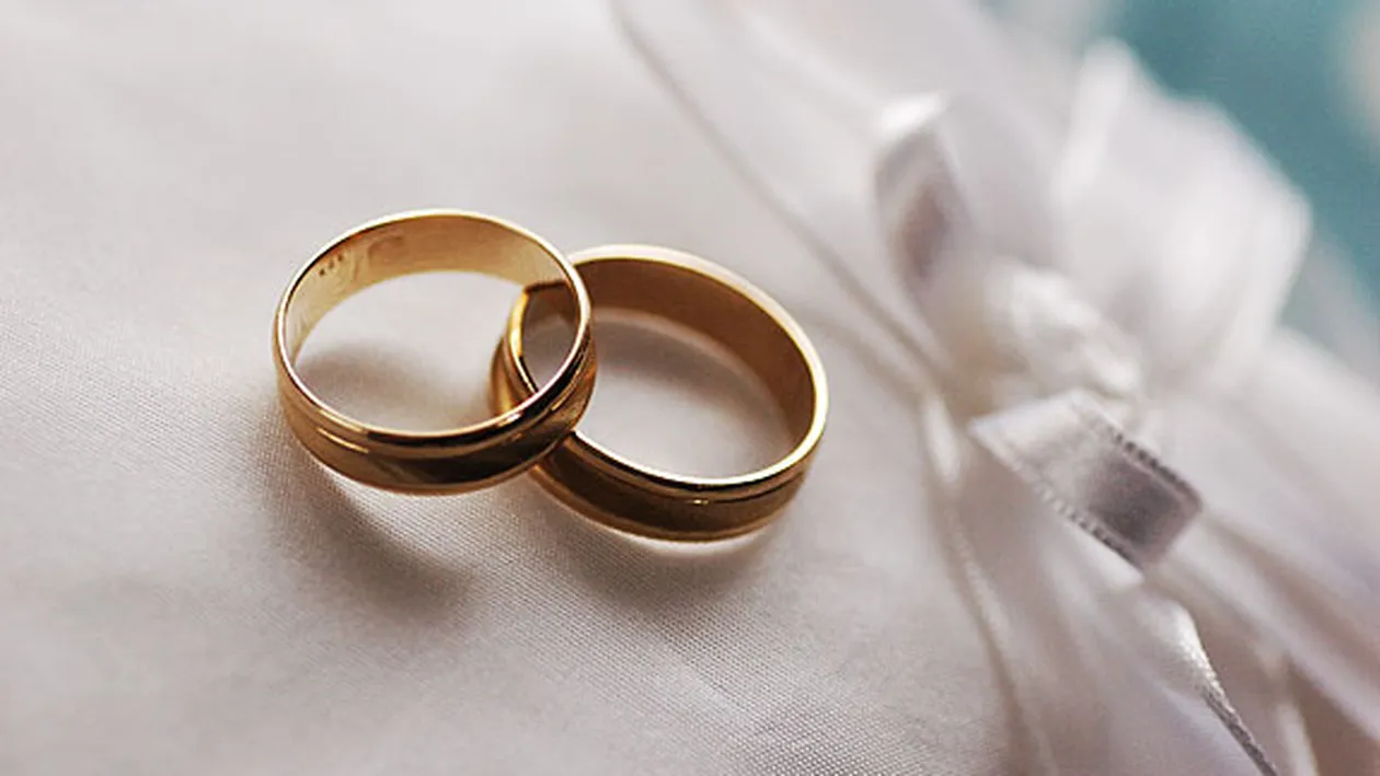 Tragedie la Cluj! Au vrut să fure mireasa, dar masina in care se aflau a fost lovita de un cal! Cum s-a terminat totul