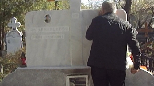 Tatal Micai de la Abracadabra se topeste de durere: “Ma duc la ea in camera si vorbesc cu spiritul ei!”