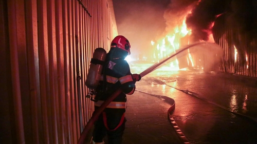 S-a aflat! De unde a pornit incendiul devastator din Sectorul 2. A fost prăpăd de fum noaptea trecută