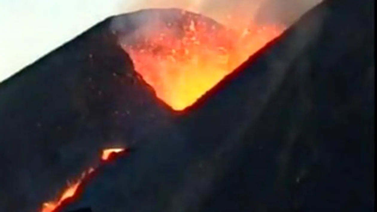 Evacuari de urgenta din cauza eruptiei unui vulcan in Islanda!