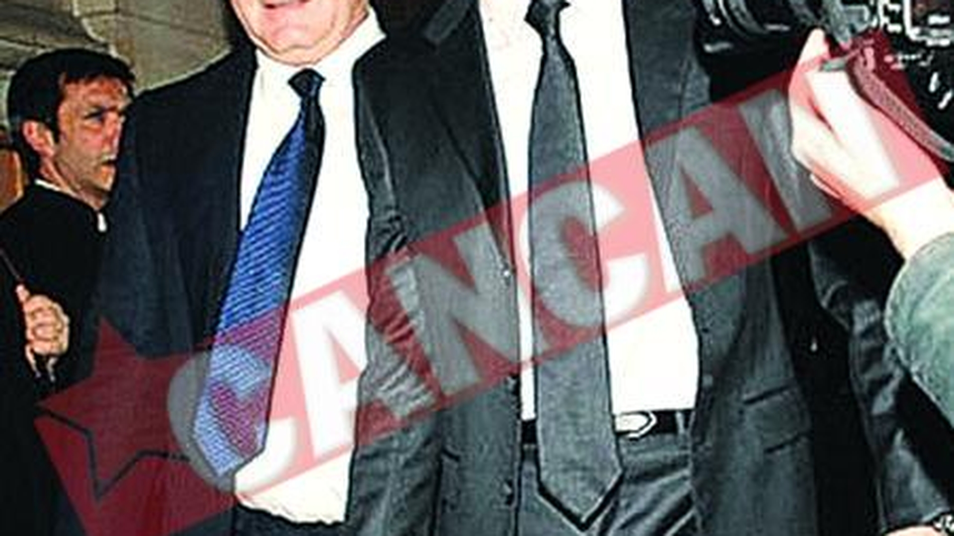 Fiul lui Sarkozy candideaza la Primarie
