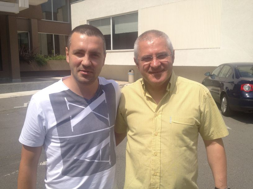 Costin, alături de tatăl său, Nicolae Manea