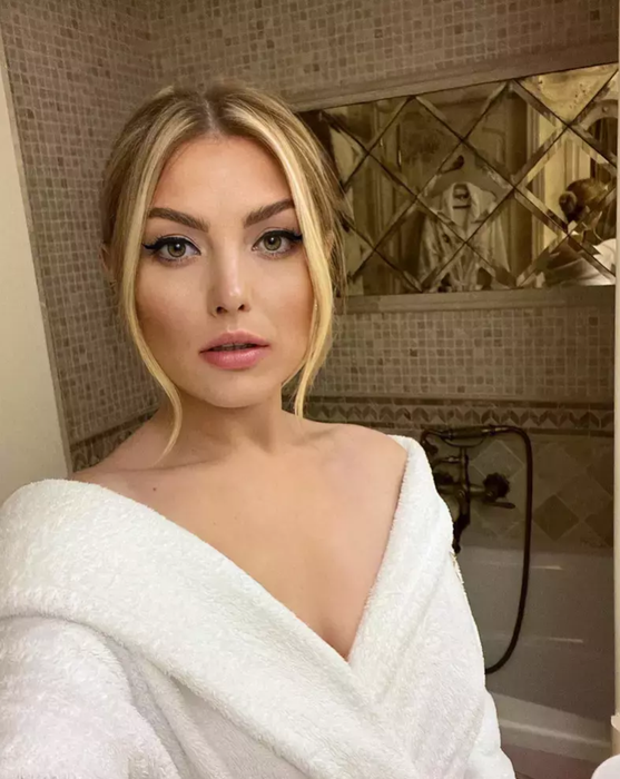 Elena Gheorghe locuiește într-un apartament spectaculos/ Sursa foto: Instagram