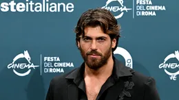 Despărțire-șoc în showbiz! Actorul și-a părăsit iubita, la scurt timp după ce a cerut-o în căsătorie