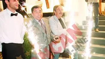 Deoarece culoarea alba lipsea,Turcu nu a vrut sa guste dintr-un tort rosu!