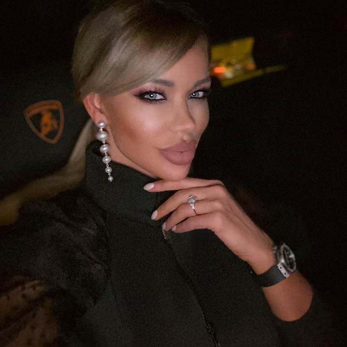 Bianca Drăguşanu a făcut anunţul mult aşteptat. Ce a împărtăşit blondina cu fanii săi: „Ne dorim să vă dăm o veste minunată…”
