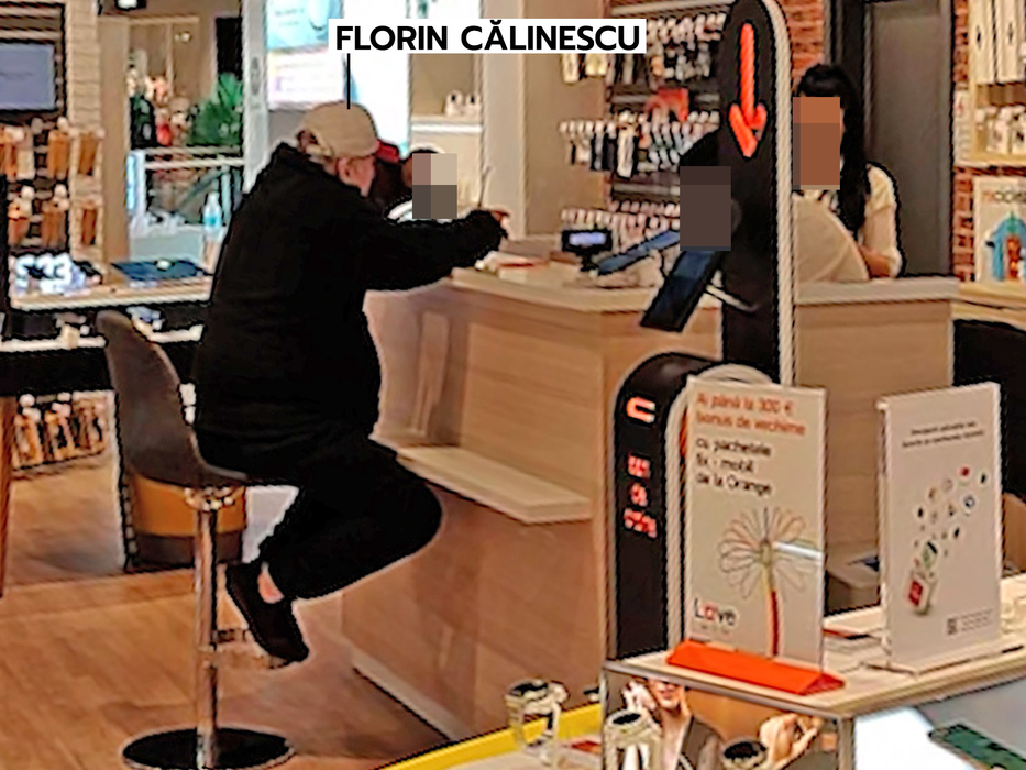 Florin Călinescu e la ghișeu (Foto: CANCAN.RO)