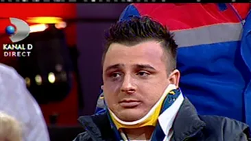 VIDEO Liviu Guta si-a luat bataie in toaleta unui mall! Vezi cum arata cantaretul, dupa ce a fost lovit de o femeie!