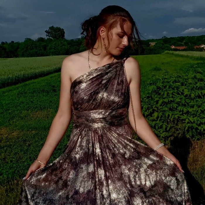 Mădălina, adolescenta de 17 ani, lovită mortal de un tren/ Foto: Facebook
